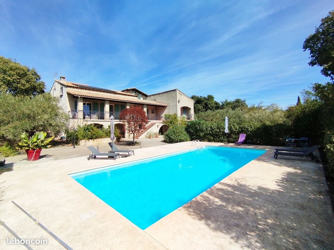 Maison 7 pièces 218 m² · à Nîmes · 218 m² · 798 000 €