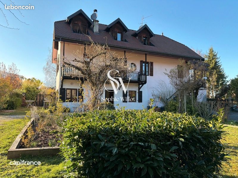Maison 9 pièces 200 m² · à Saint-Jorioz · 200 m² · 1 105 000 €