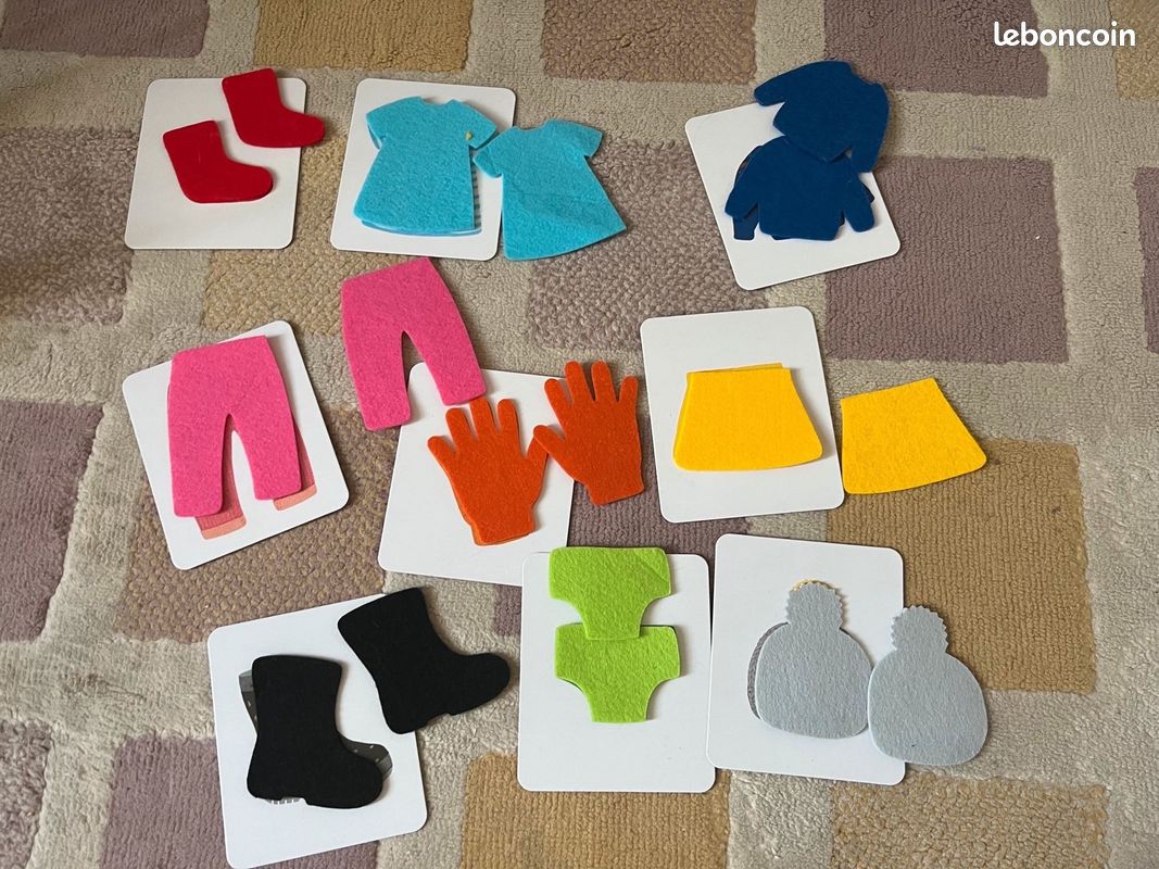 Nathan – Jeu Montessori « Mes vêtements en feutrine » – Dès 2 ans (image 3)