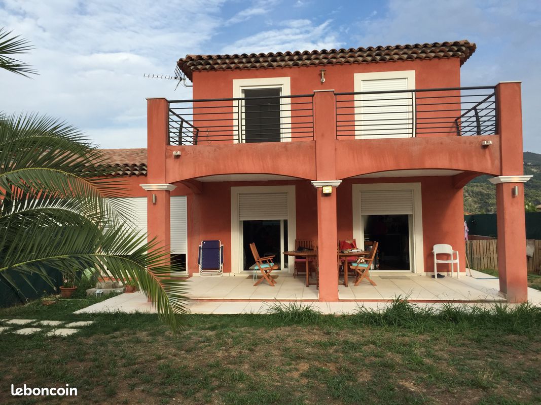 Maison 4 pièces 105 m² · à Carros · 105 m² · 1 970 €/mois