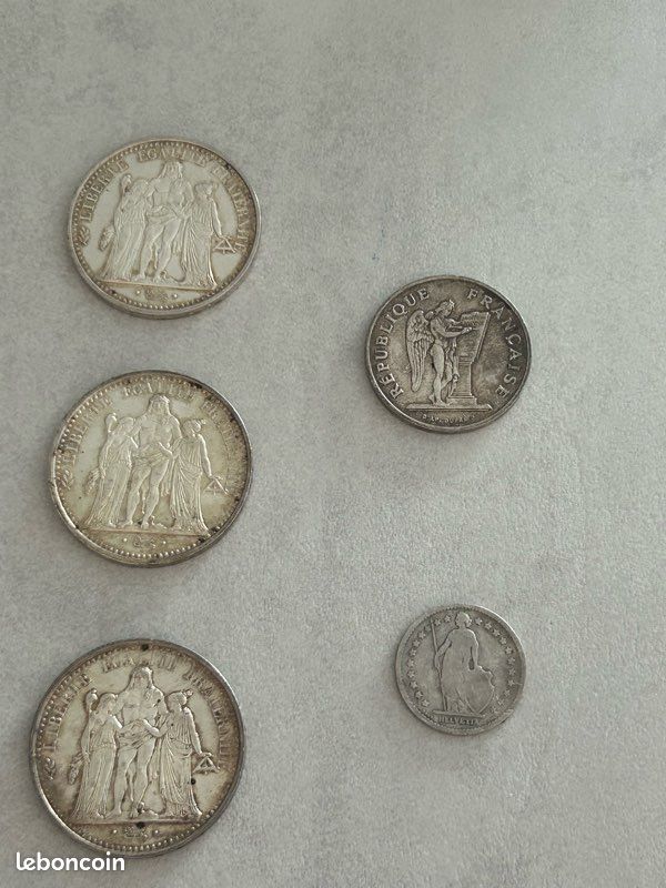 Lot De 5 Boutons Anciens Métal Argenté 33 Mm - Neufs, Parfait Vintage Ou Customisation