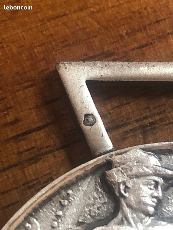 Médaillon En Argent à Graver – Poinçon Crabe, 3.2 X 2 Cm, Occasion