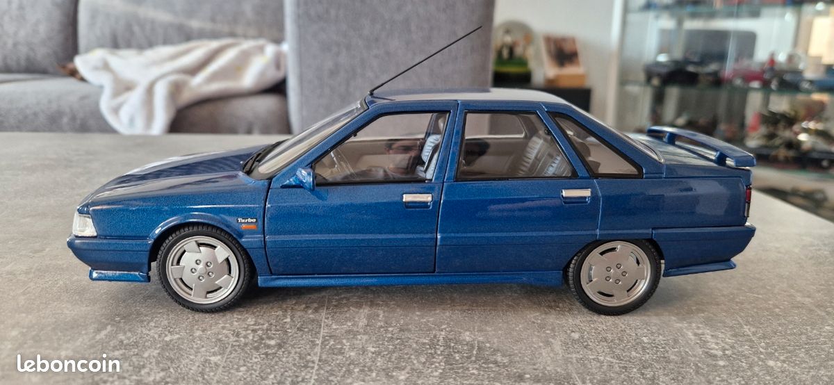 Heco Modèles Résine 1/43 - Renault 21 2L Turbo Blanche (rétro Manquant)