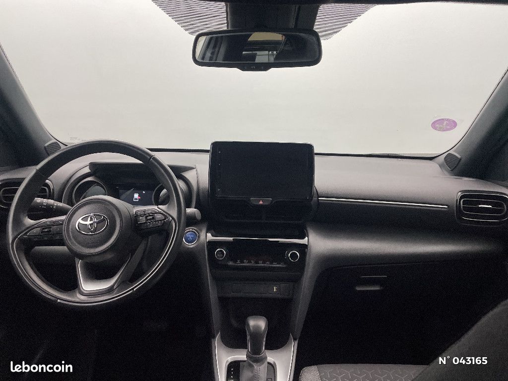 Toyota Yaris Cross HYBRIDE 116h 2WD Design (image 9)