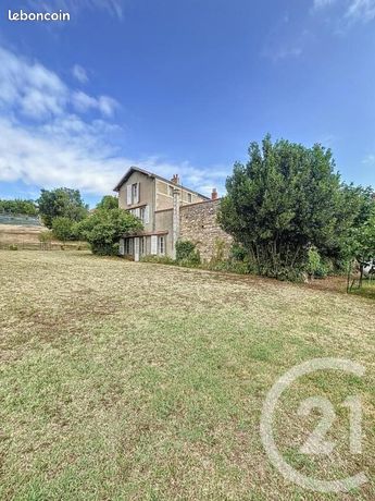Maison 12 pièces 193 m²