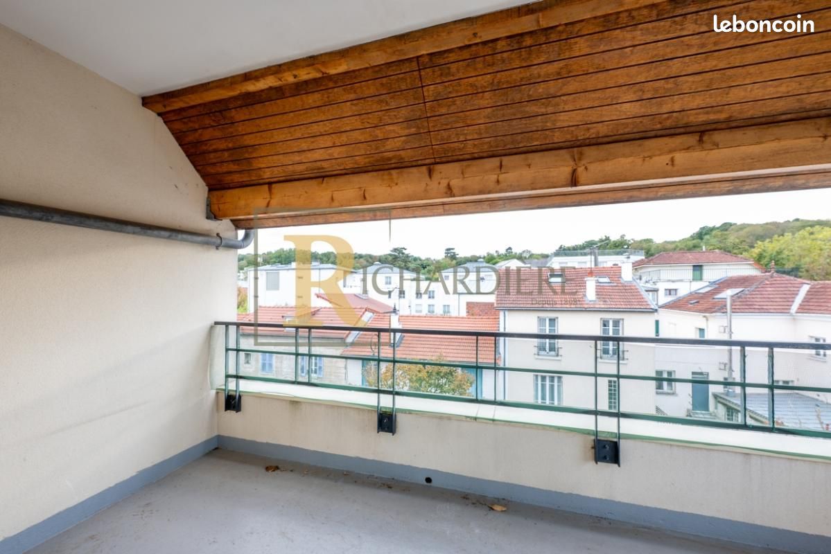 Appartement 4 pièces 82 m² · à Clamart · 82 m² · 539 300 €