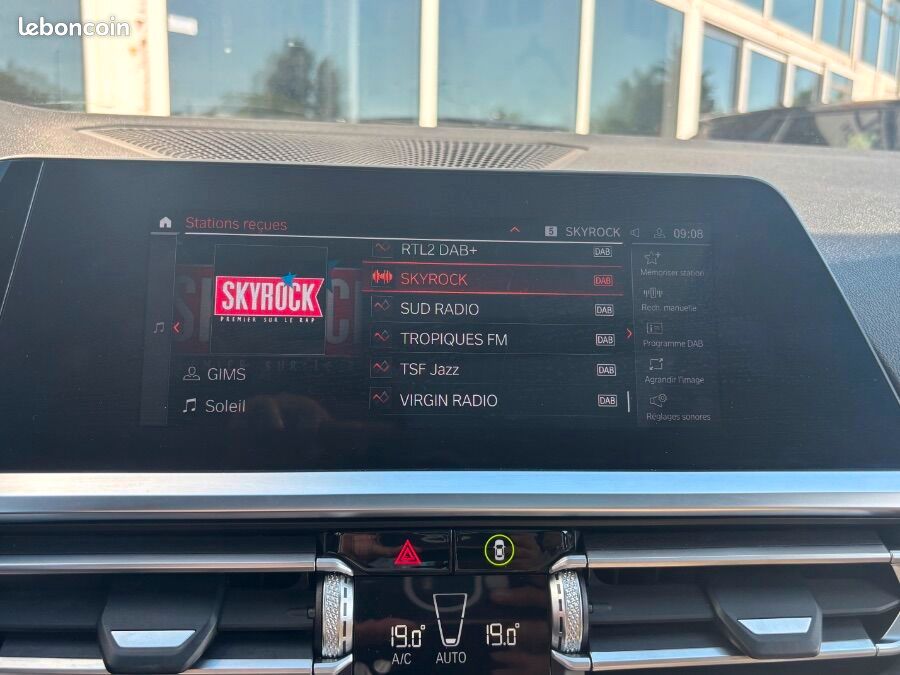 BMW Série 3 Touring (G20) 320DA 163 BVA8 PACK Sièges Sport TOE JA18 Hifi Key Less 1ère Main (image 31)
