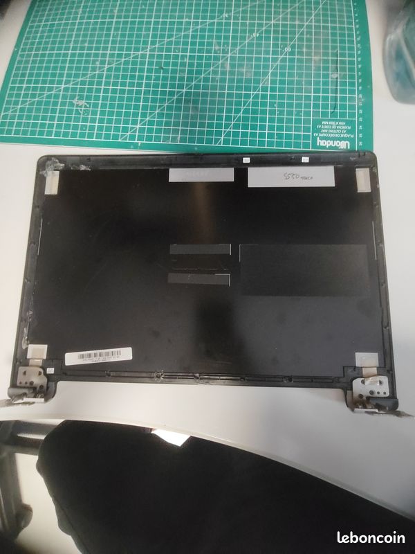 Écran Complet Avec Capot Arrière Et Charnières – Pour Asus S550CA-CJ107H – Occasion