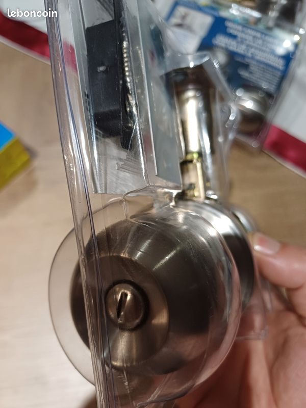 Serrure porte salle d'eau ou toilette (image 4)