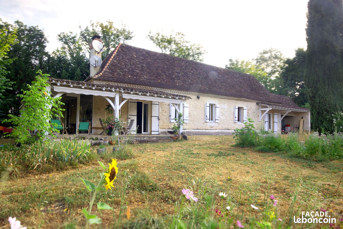 Maison 4 pièces 120 m² · à Eyraud-Crempse-Maurens · 120 m² · 320 000 €