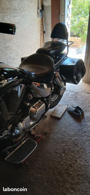 Honda 1300 S VTX (image 1)