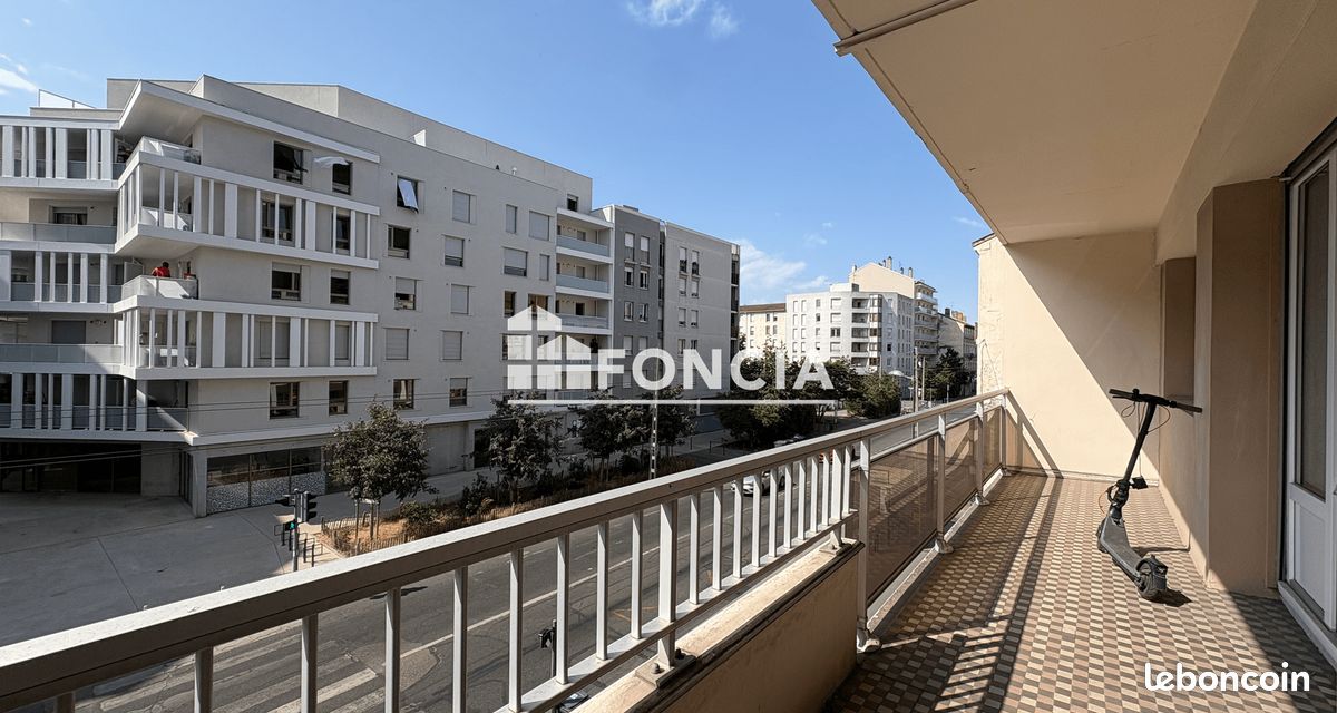 Appartement 3 pièces 84 m² · à Villeurbanne · 84 m² · 1 055 €