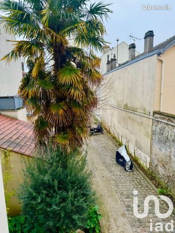 https://img.leboncoin.fr/api/v1/lbcpb1/images/80/74/32/807432ad1932978acaac6ef2fd4b167e47cf9cb5.jpg?rule=ad-image
