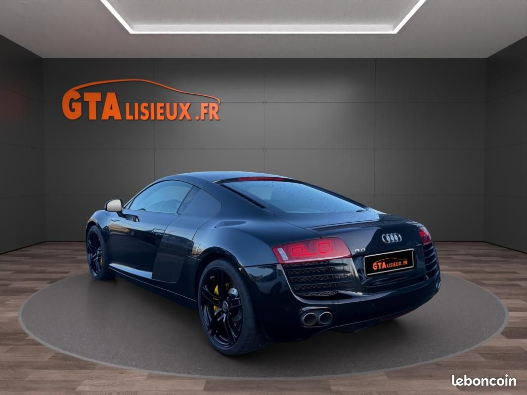 Audi R8 V8 4.2 FSI 420 Quattro R-Tronic (image 3)