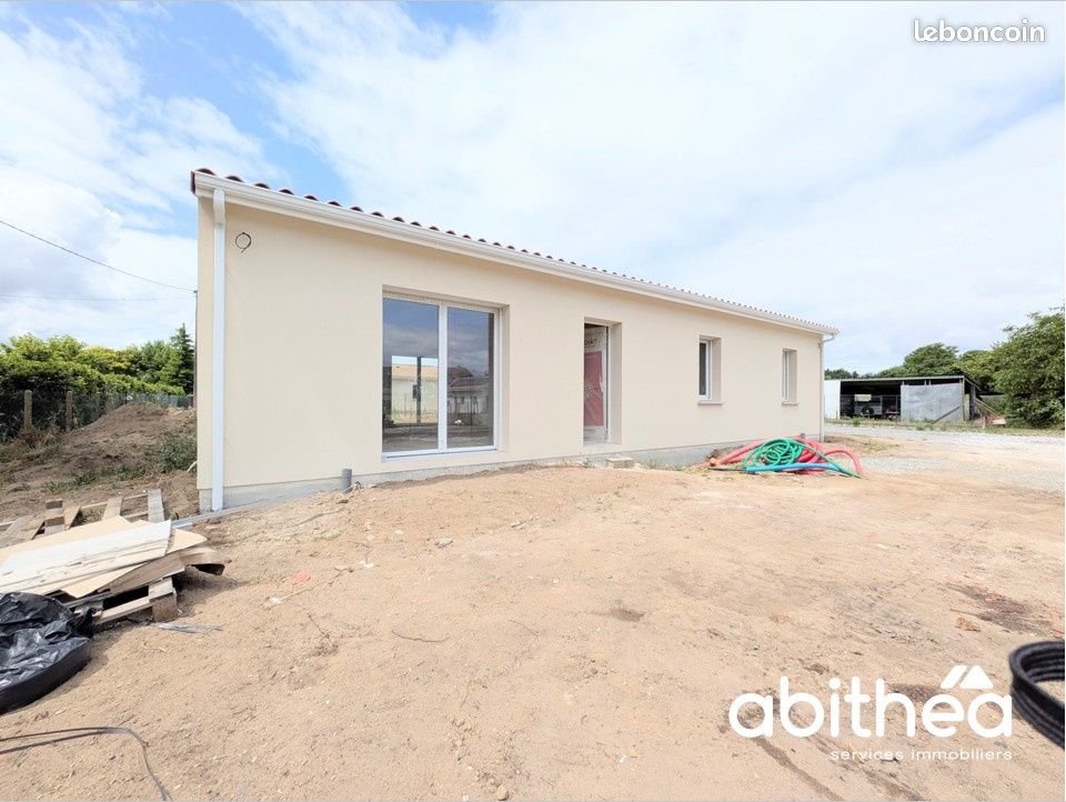 Maison 4 pièces 90 m² · à Galgon · 90 m² · 230 000 €