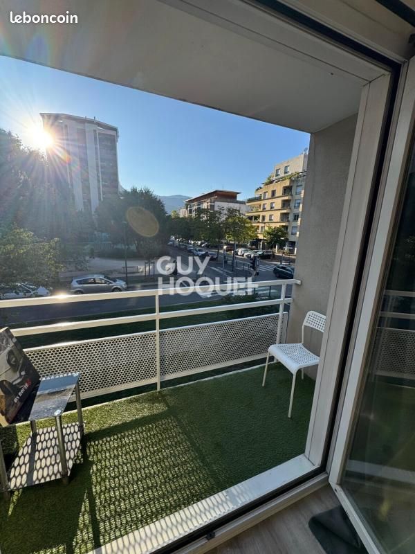 Appartement 1 pièce 18 m² · à Grenoble · 18 m² · 495 €/mois