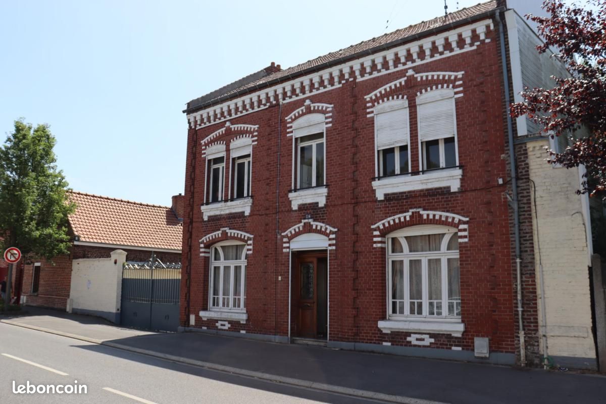 Maison 7 pièces 158 m² · à Cambrai · 158 m² · 159 000 €