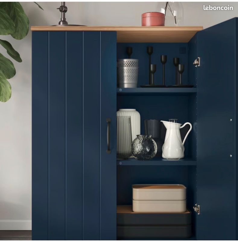 SKRUVBY
Armoire avec portes (image 6)