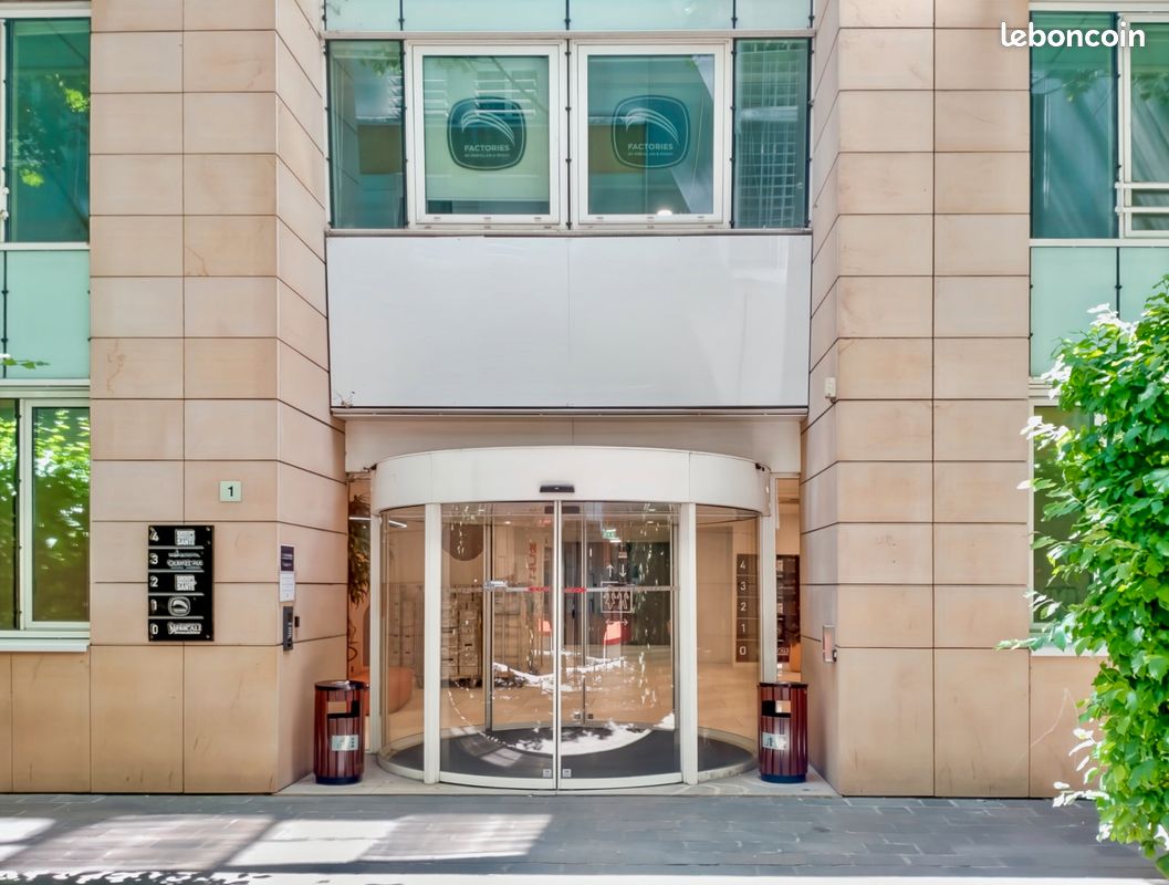 Grand bureau à louer – Regus Factories Malakoff Malakoff (image 2)