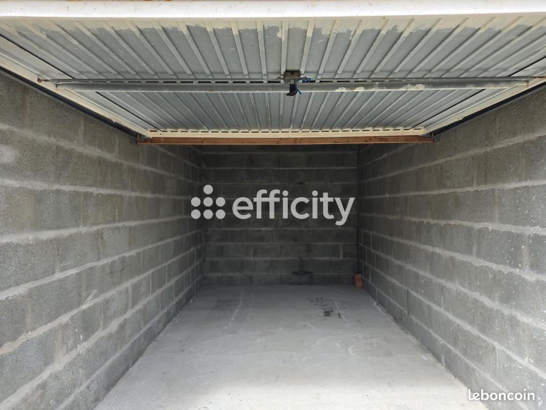 Parking 25 m² · à La Rochelle · 25 m² · 44 000 €