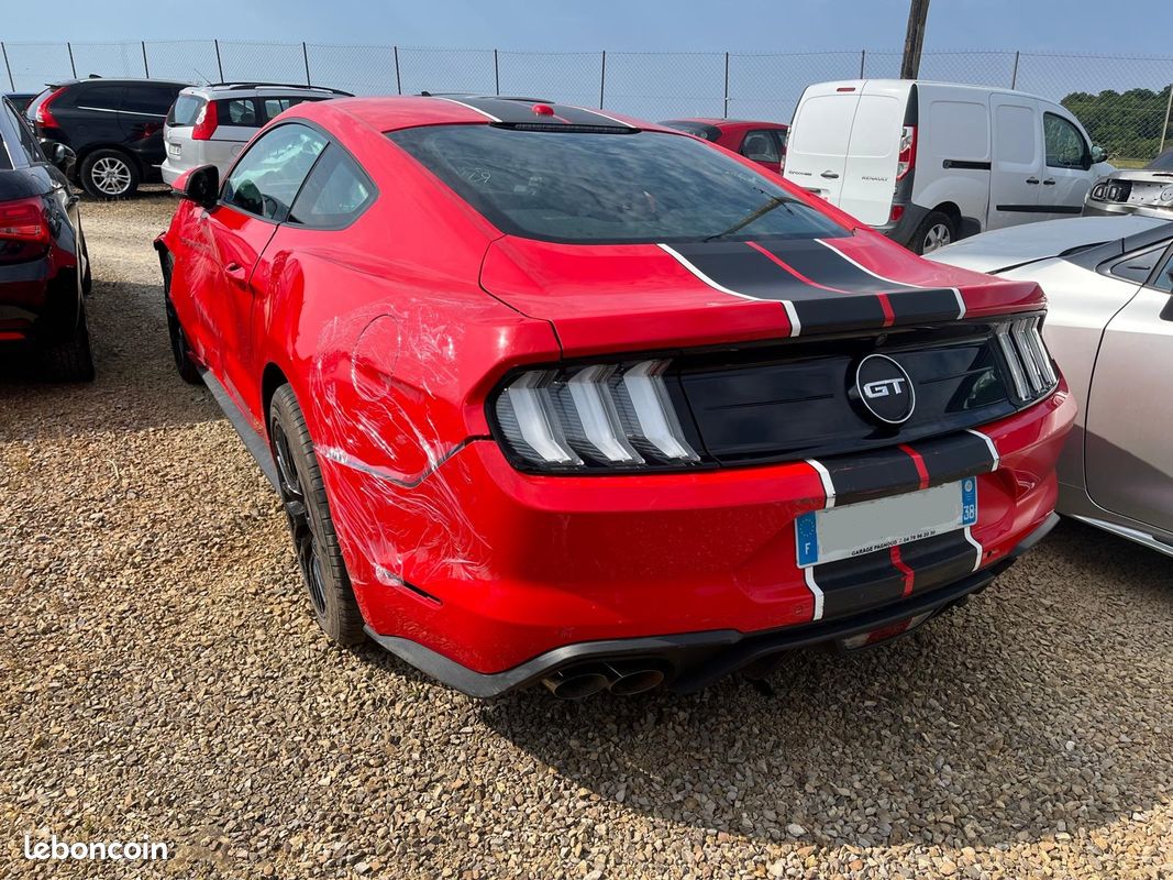 "Accidenté" Ford Mustang 5.0 V8 450 GT Fastback / FV503 (image 3)