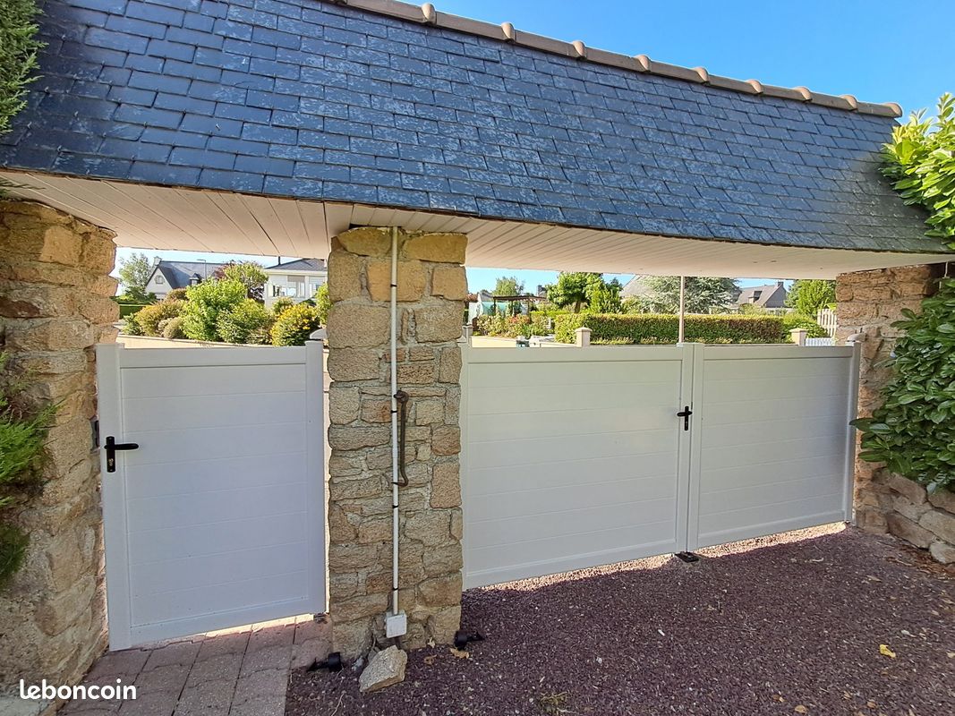 Maison 6 pièces 136 m² · à Plouguenast-Langast · 136 m² · 247 000 €