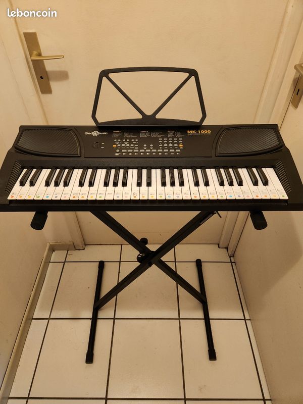 Piano électronique (image 1)