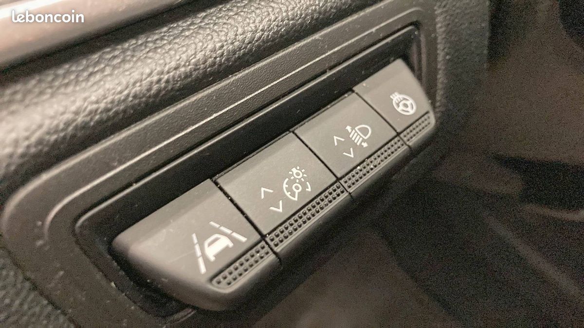 Renault captur e tech full hybrid 145 techno (image 23)