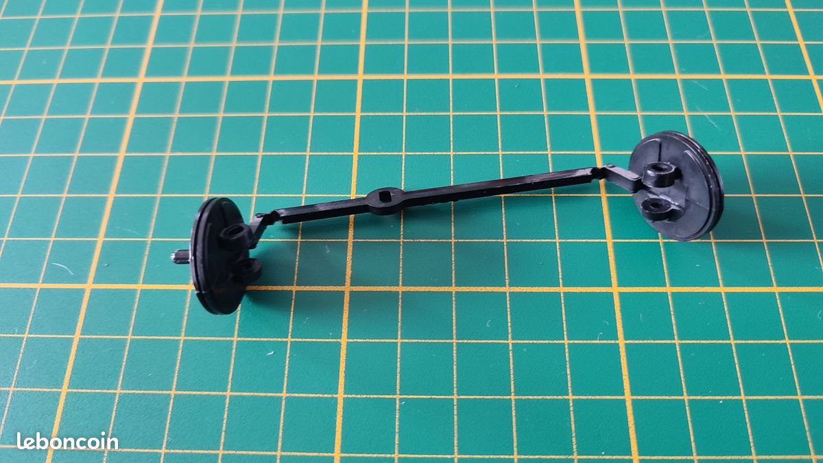 Axe avant pièce détachée miniature Bburago burago Jaguar SS100 1937 1/18 1/18e 1/18ème #D57 (image 1)