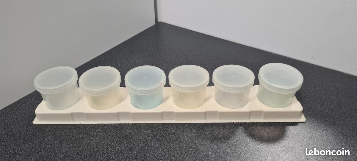Lot de 6 pots pour peintures avec socle (image 2)