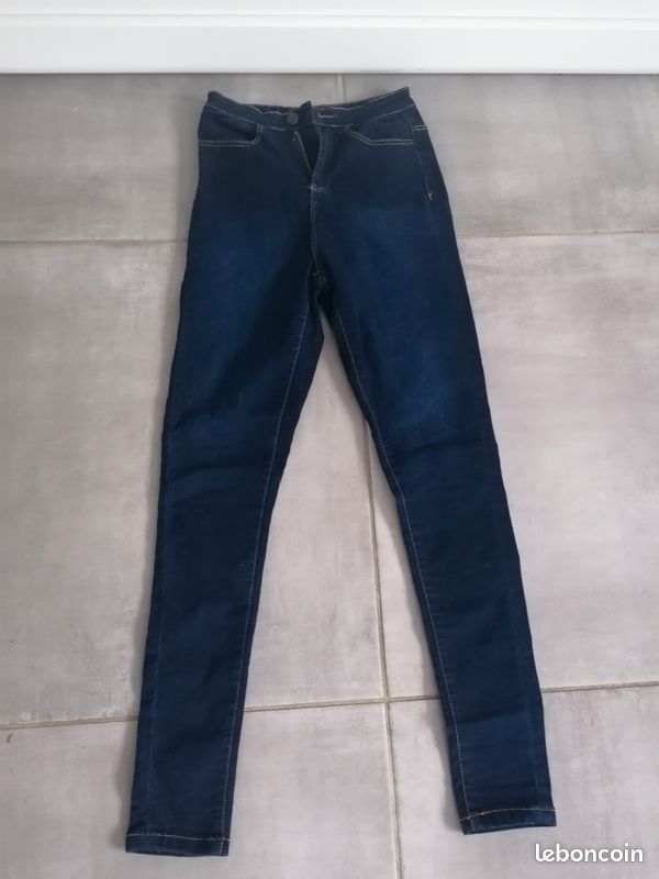 Jean taille 34 (image 2)
