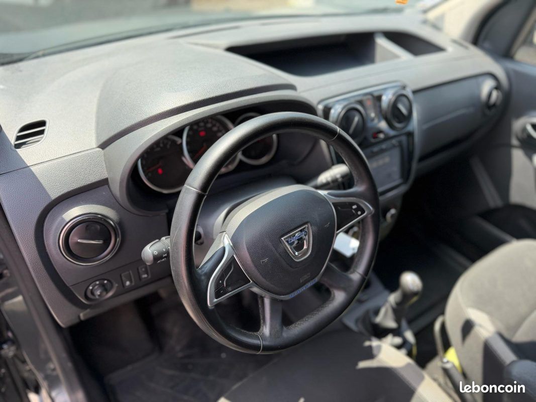 Dacia dokker tce 115 stepway 2018 (image 5)