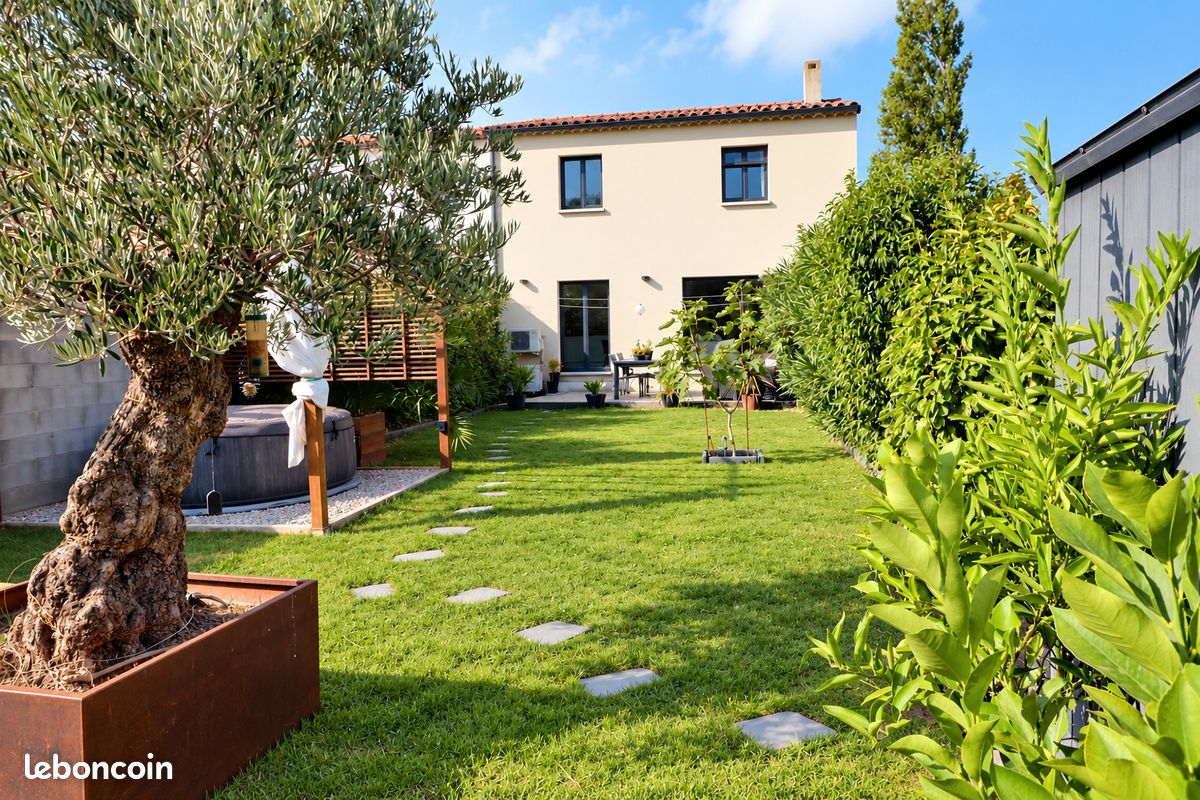 Maison 4 pièces 85 m² · à Entraigues-sur-la-Sorgue · 85 m² · 315 000 €