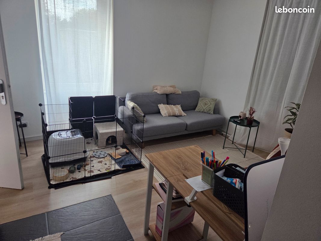 Appartement 1 pièce 18 m² · à Charbonnières-les-Bains · 18 m² · 790 €/mois