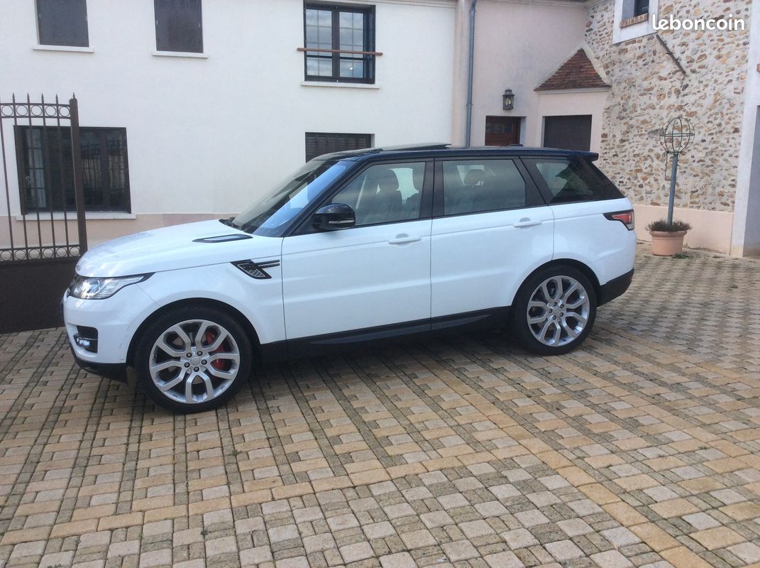 Range Rover Sport 3l Diesel HSE Full options - Voitures