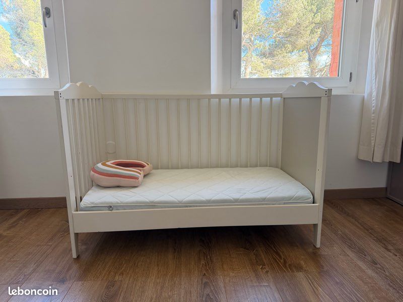 Lit bébé IKEA + matelas (image 7)