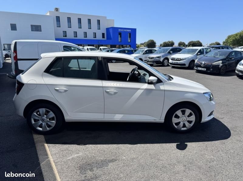 Skoda Fabia 1.0 MPI 60ch Active Greentec (image 3)