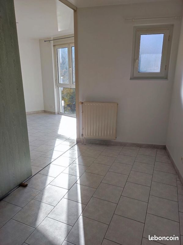 Appartement a louer oyonnax - 1 pièce(s) - 28 m2 - Surfyn
