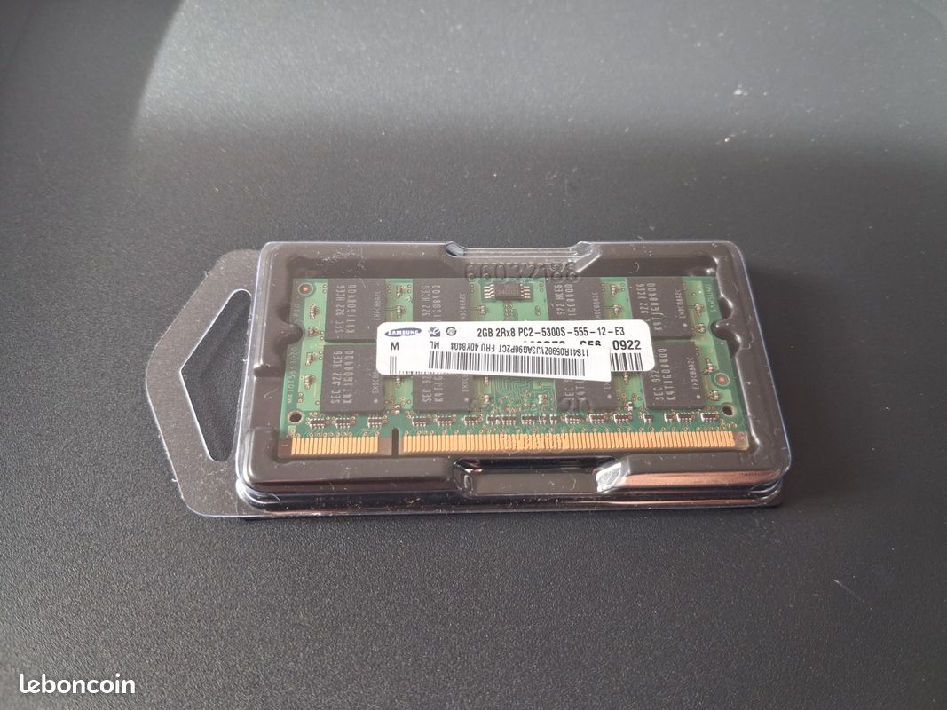 Barrette Mémoire RAM 2Go DDR2 667 MHz SODIMM - Pour Portable, Fonctionnelle En Occasion