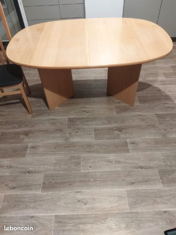 Table et chaises (image 4)