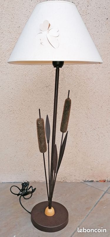 Lampe à poser en métal 75 cm (image 6)