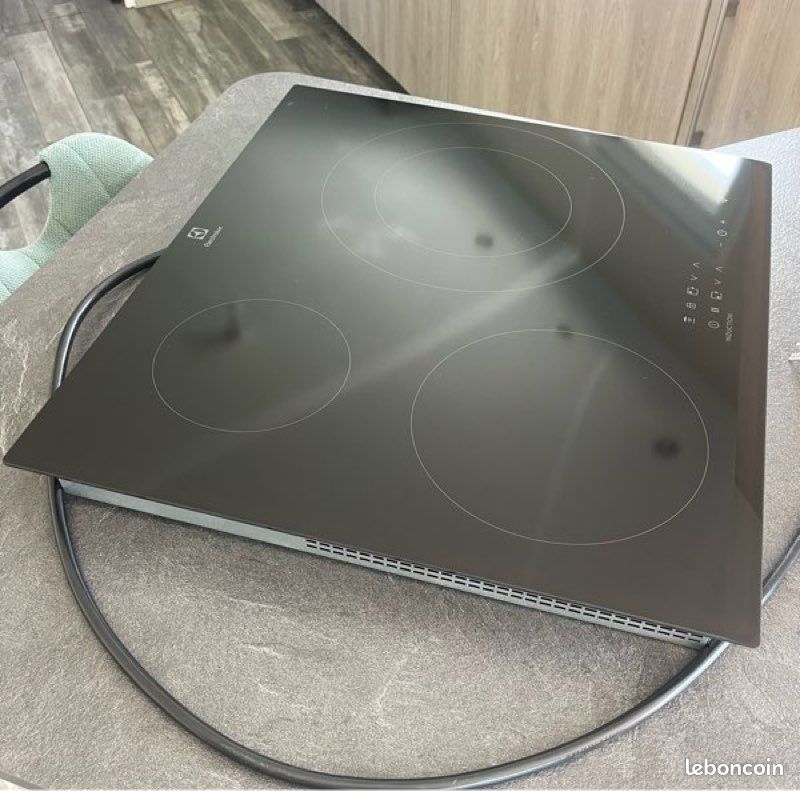 Table Induction Electrolux (image 1)