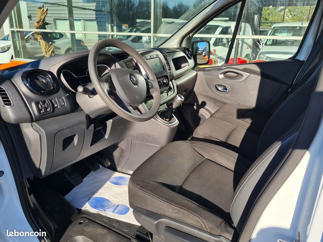 Renault TRAFIC III FG L2H1 1300 2.0 DCI 120CH GRAND CONFORT E6 (image 3)