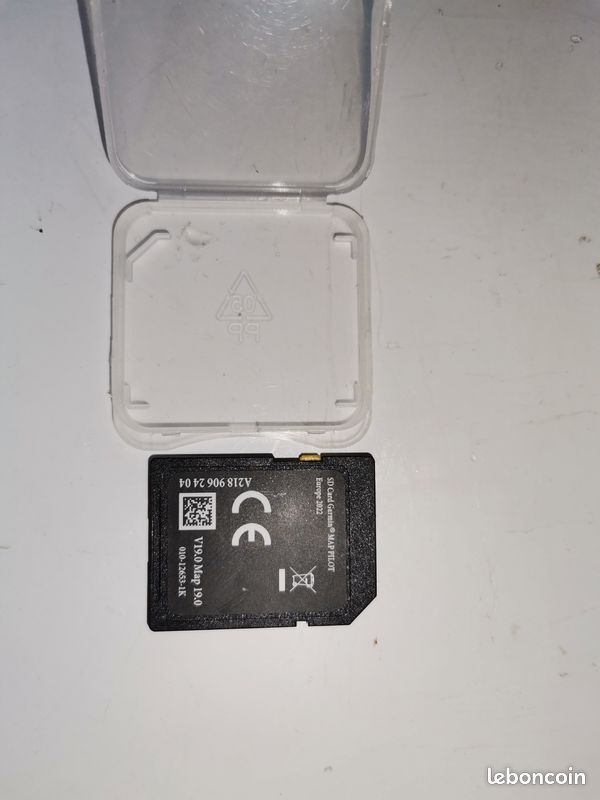 A2189062404 Compatible with Mercedes Garmin Map Pilot