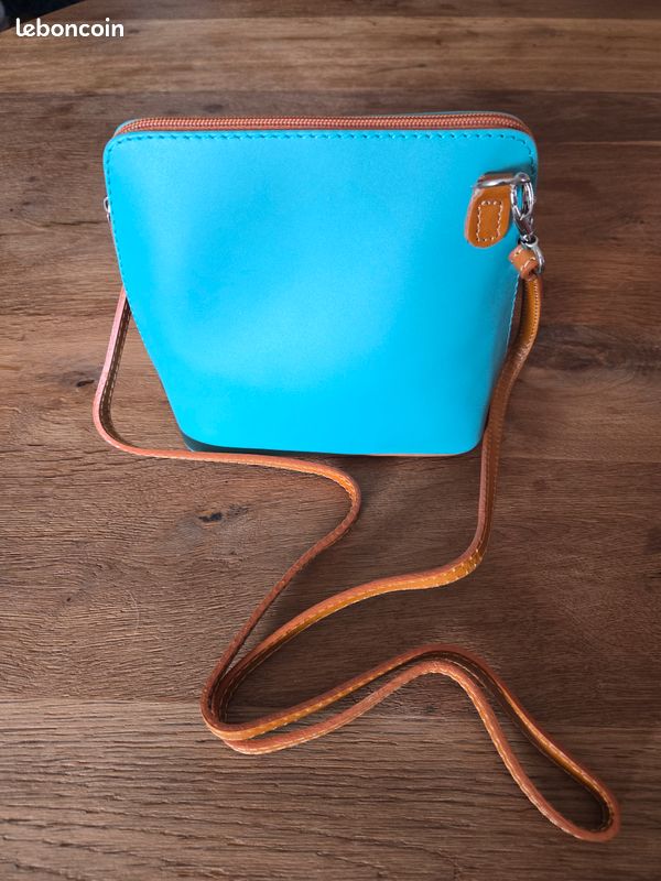 Petit sac en cuir neuf (image 1)