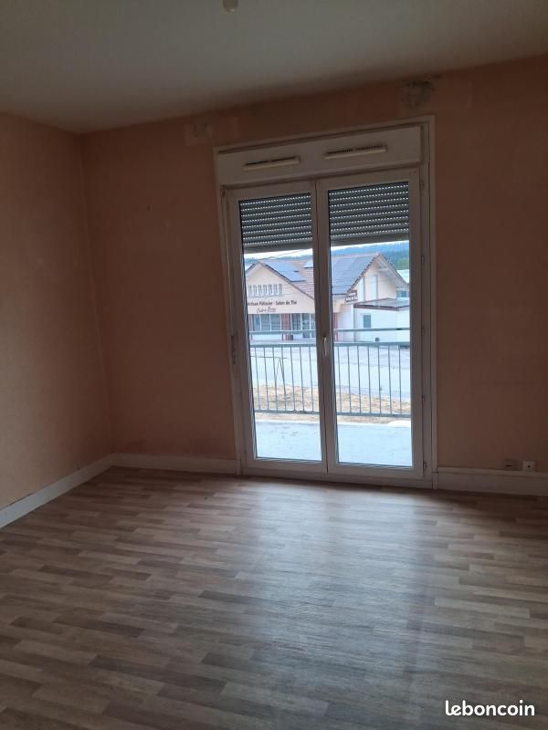 Appartement 4 pièces 78 m² · à Charquemont · 78 m² · 553 €/mois