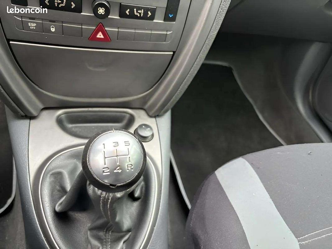 Citroen C5 1.6 HDI110 PACK AMBIANCE FAP (image 12)