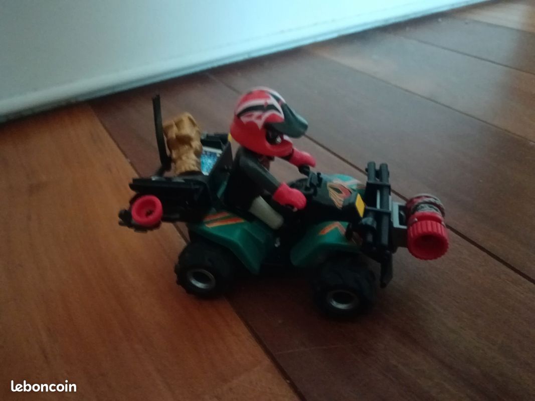 Playmobil 6879 quad et voleur (image 1)