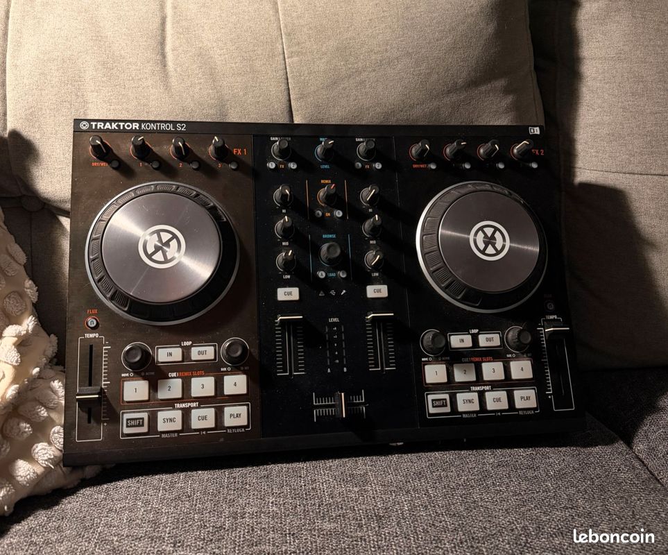 Traktor Kontrol S2 MK2 – Bon état (image 1)