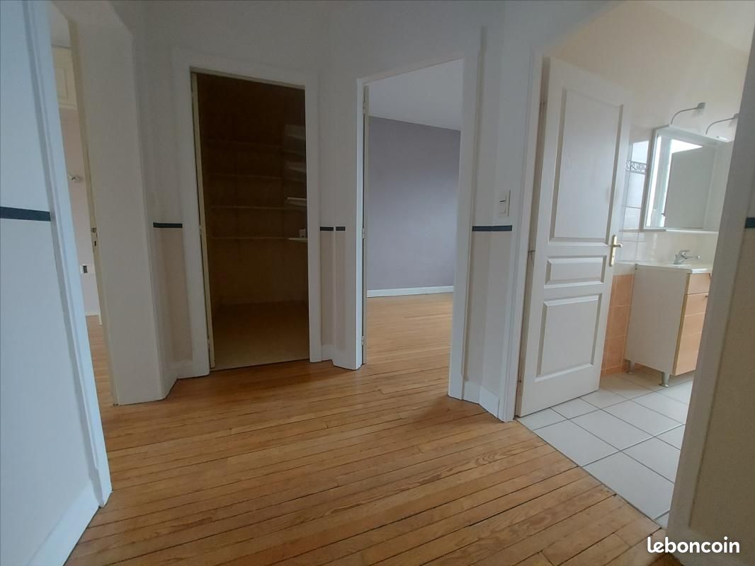 Appartement a louer epinal - 4 pièce(s) - 94 m2 - Surfyn